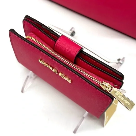 Michael Kors Large Charlotte Tote Bag & MD Bifold Zip Chain Wallet Electric Pink - Picture 12 of 14